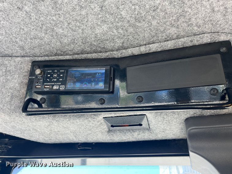 image for item EK8633 2015 RoGator RG900B spreader