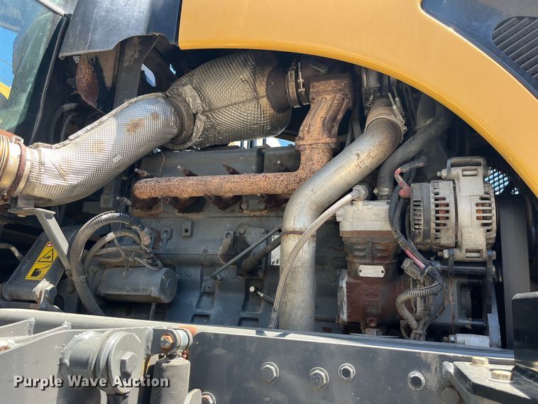 image for item EK8633 2015 RoGator RG900B spreader