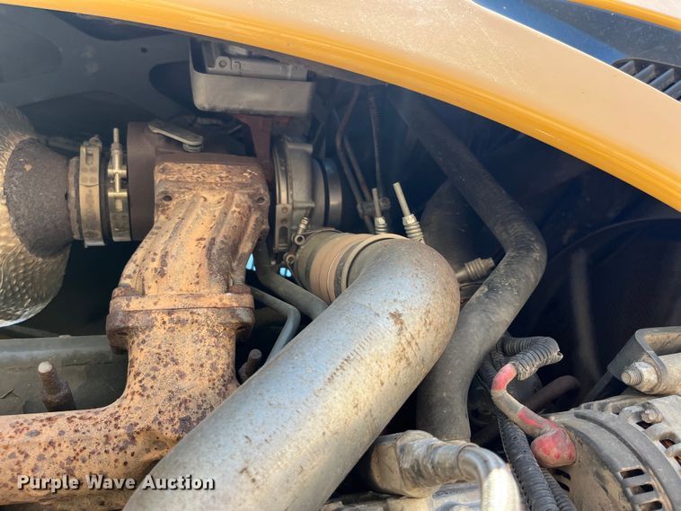 image for item EK8633 2015 RoGator RG900B spreader