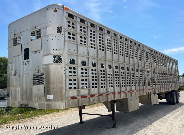 image for item EK8644 1997 Wilson PSAL-303P livestock trailer