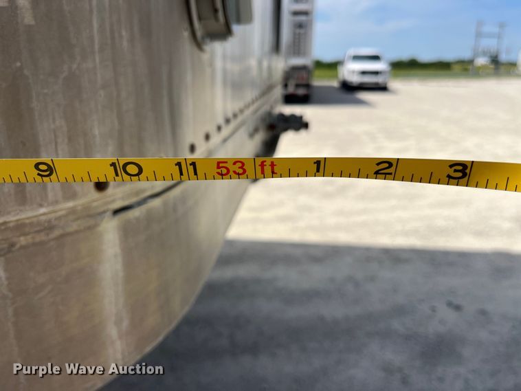 image for item EK8644 1997 Wilson PSAL-303P livestock trailer