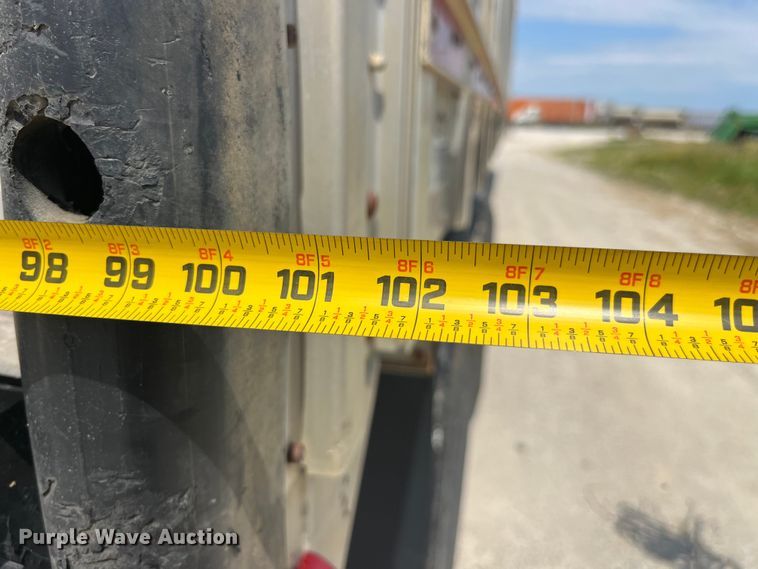 image for item EK8644 1997 Wilson PSAL-303P livestock trailer