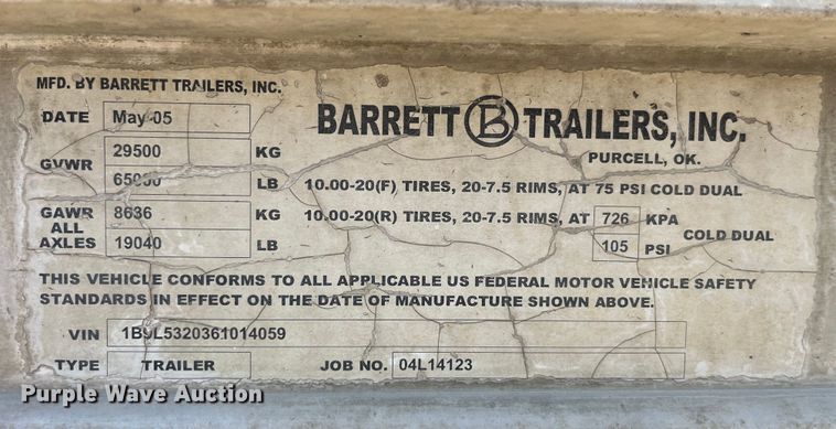 image for item EK8645 2006 Barrett livestock trailer