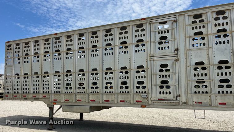 image for item EK8654 2006 Barrett livestock trailer