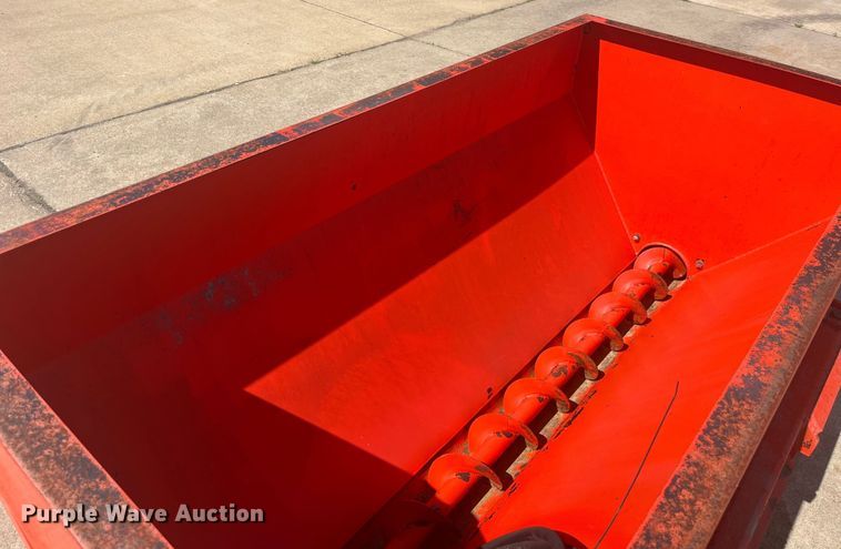 image for item EK8707 Skid steer feeder