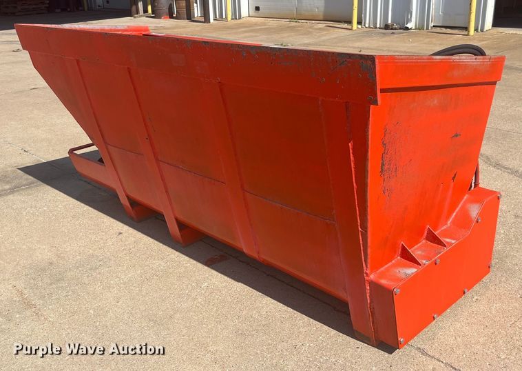 image for item EK8708 Skid steer feeder