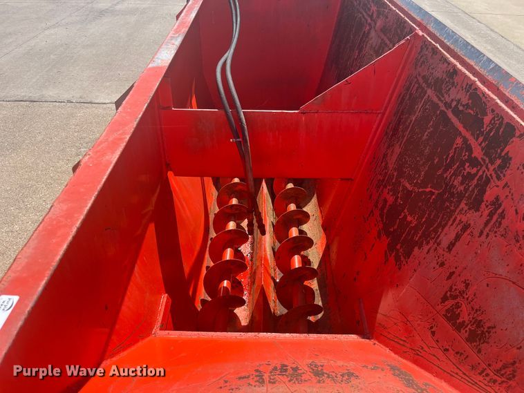 image for item EK8708 Skid steer feeder