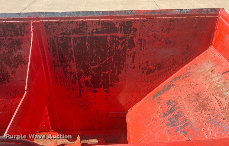 image for item EK8708 Skid steer feeder