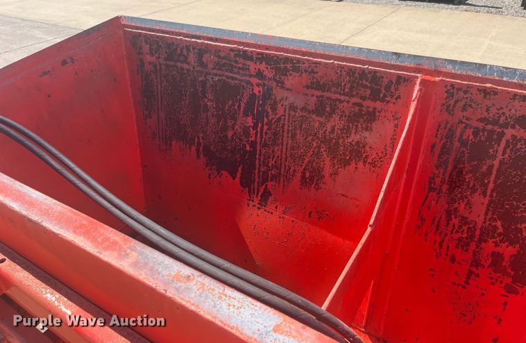 image for item EK8708 Skid steer feeder