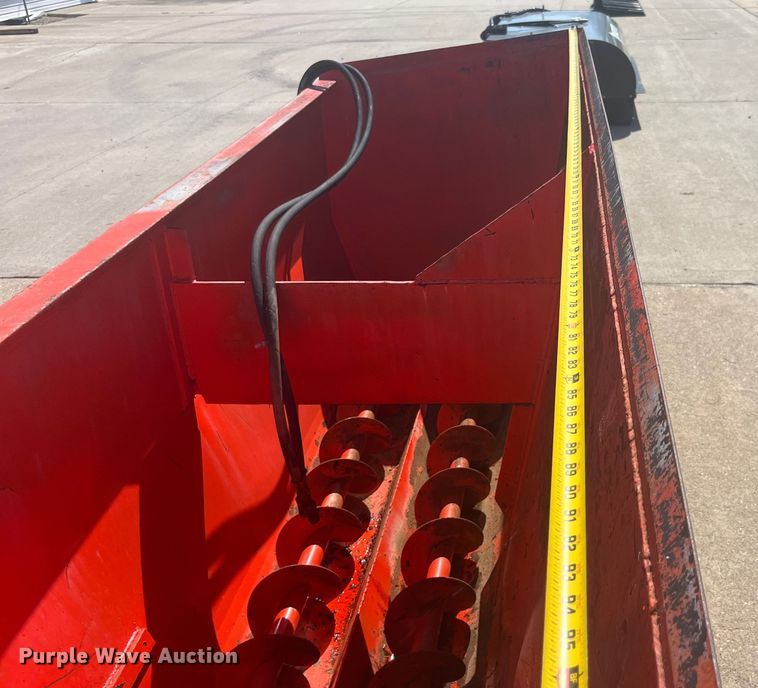 image for item EK8708 Skid steer feeder
