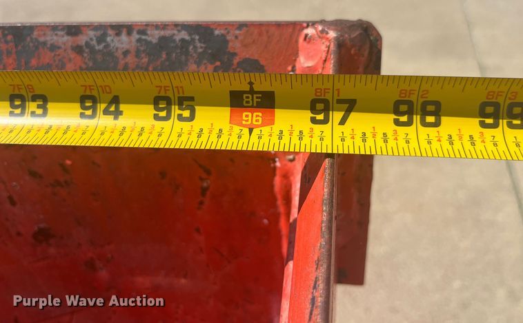 image for item EK8708 Skid steer feeder