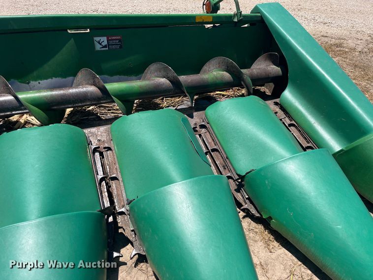 image for item EK8715 John Deere 1293 corn head