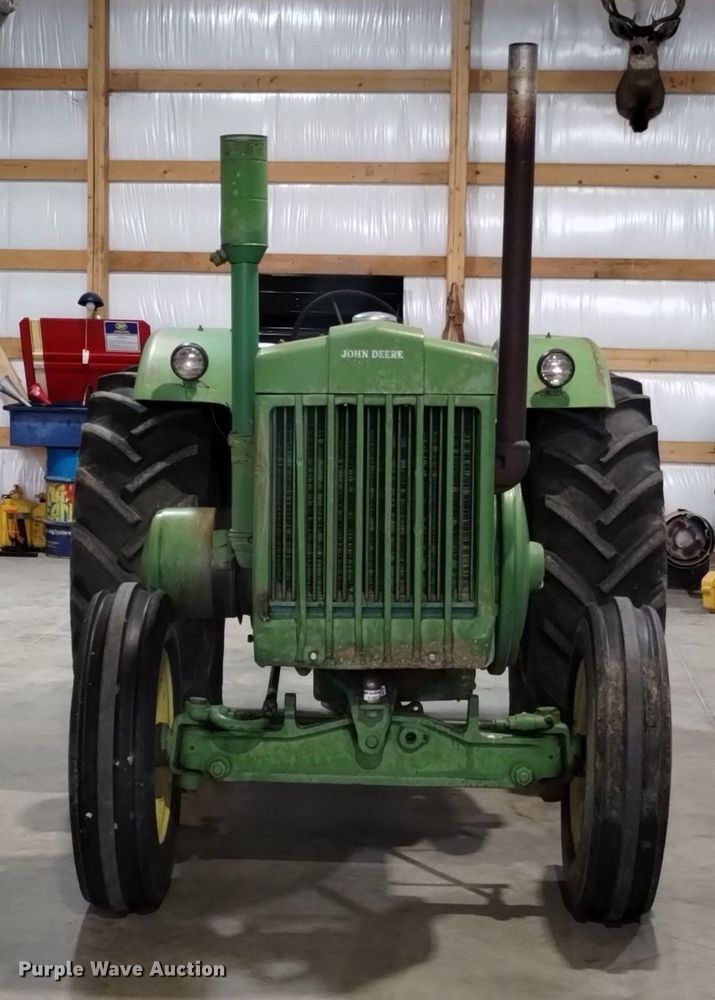 image for item EO9970 1949 John Deere  D tractor