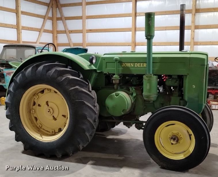 image for item EO9970 1949 John Deere  D tractor