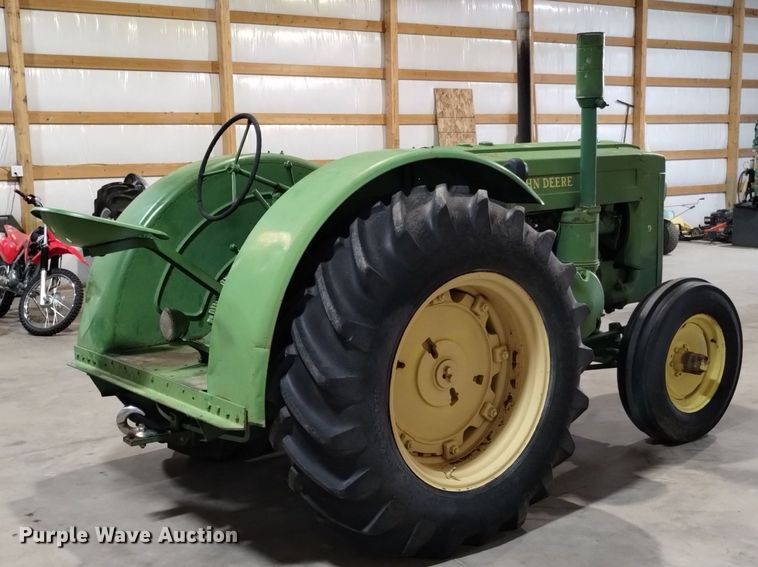 image for item EO9970 1949 John Deere  D tractor