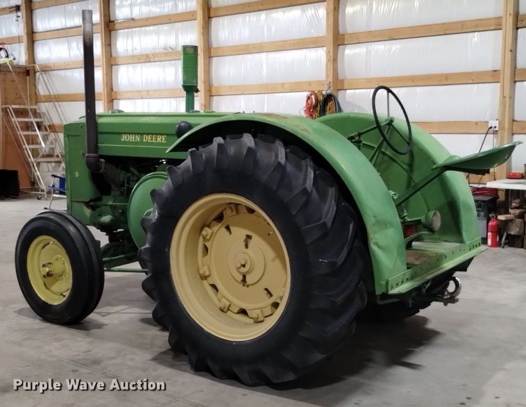 image for item EO9970 1949 John Deere  D tractor