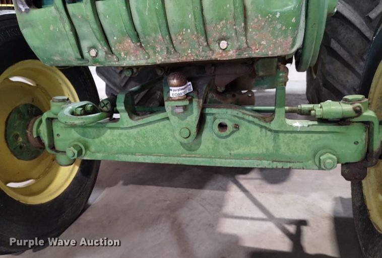 image for item EO9970 1949 John Deere  D tractor