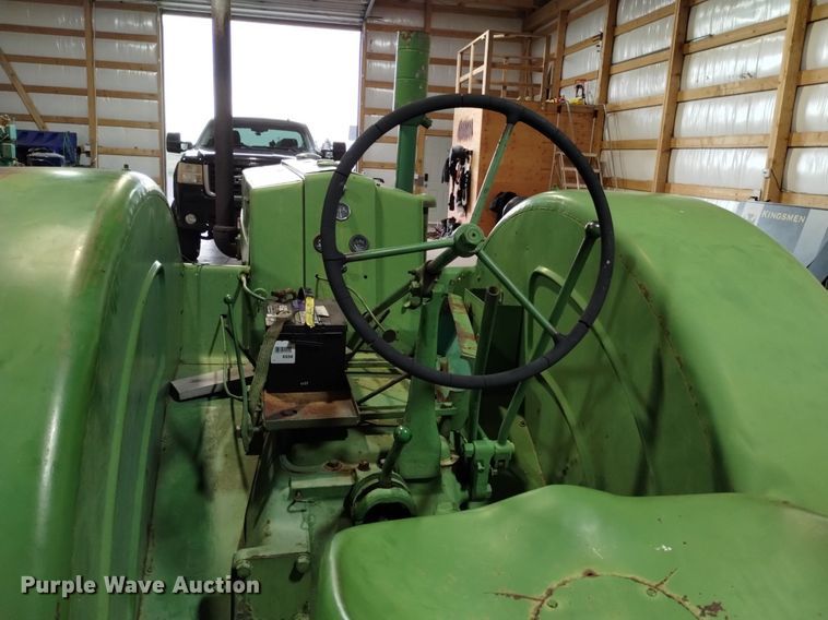 image for item EO9970 1949 John Deere  D tractor