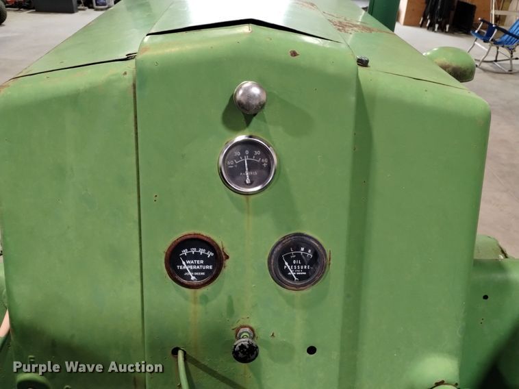 image for item EO9970 1949 John Deere  D tractor