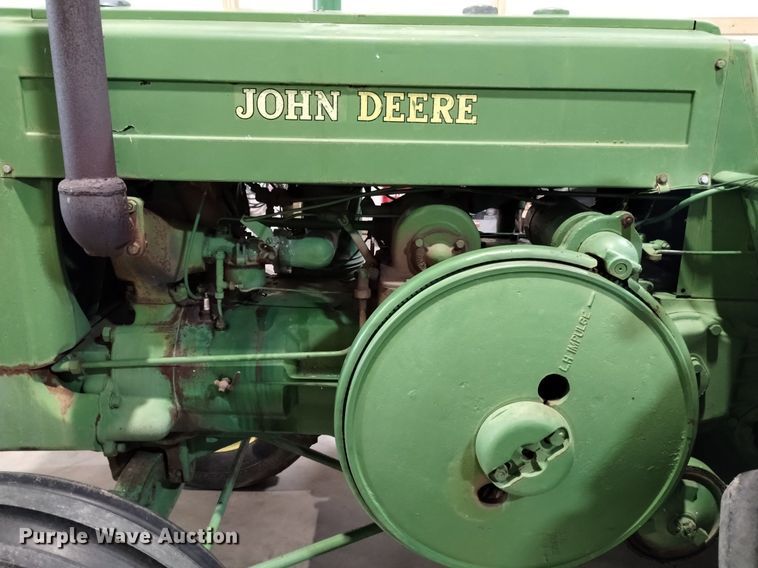 image for item EO9970 1949 John Deere  D tractor