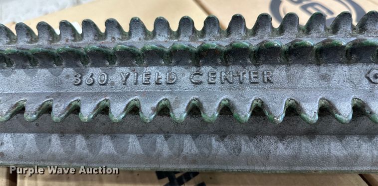 image for item IB9423 Corn head parts 