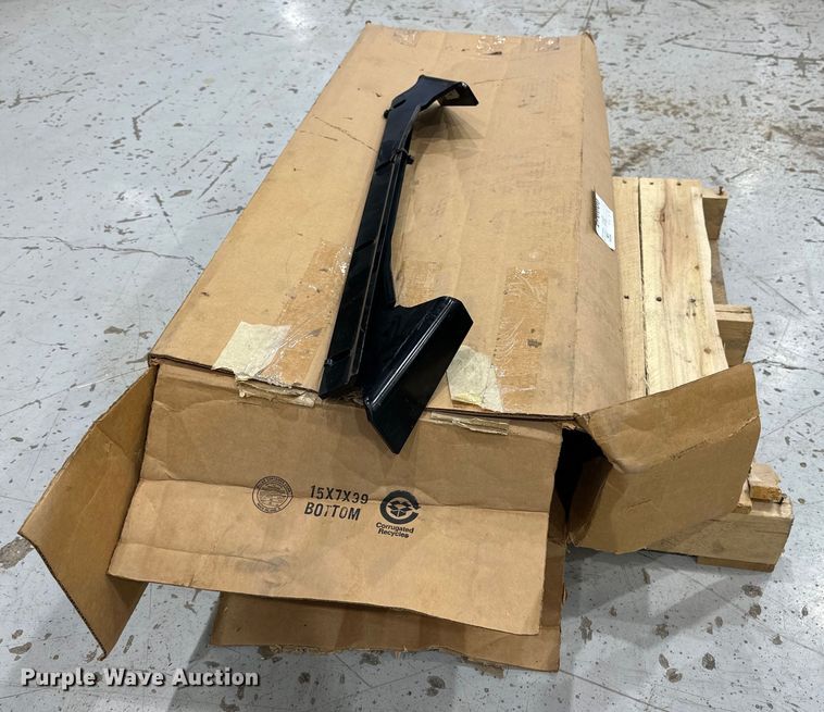 image for item IB9423 Corn head parts 