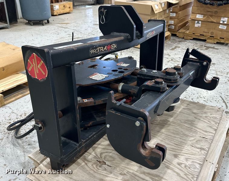 image for item IB9424 Pro Trakker three point Hydraulic hitch