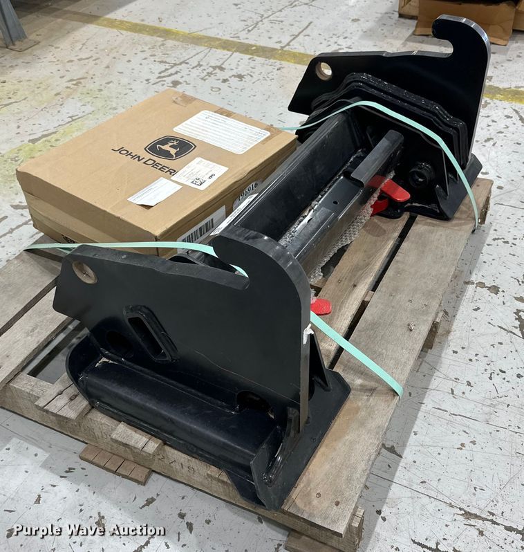 image for item IB9425 Loader quick attach