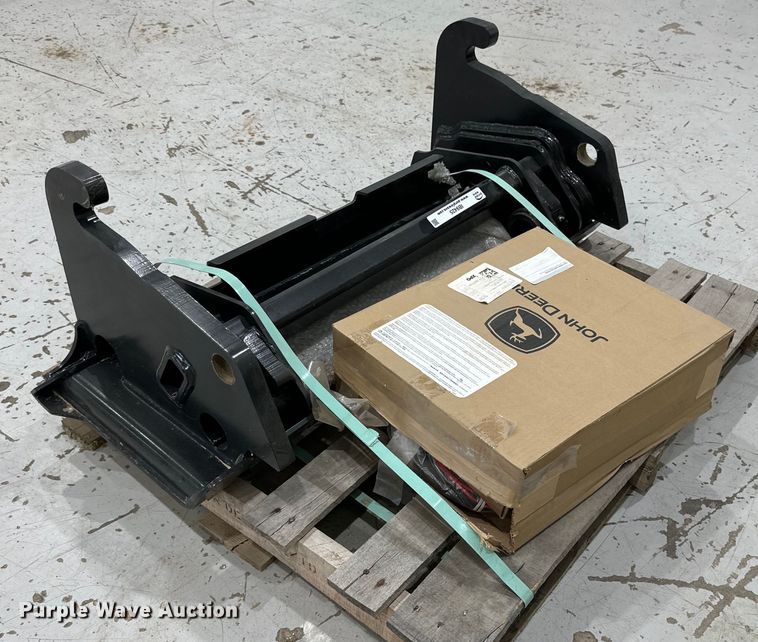 image for item IB9425 Loader quick attach