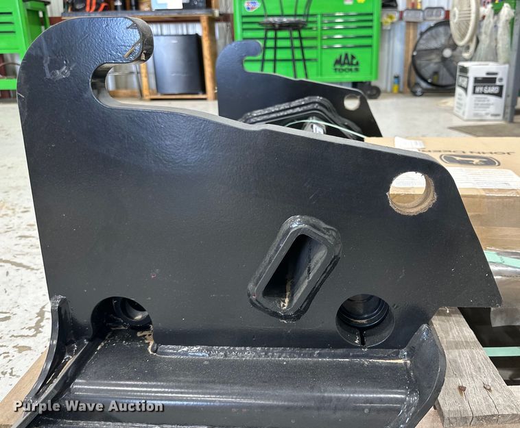 image for item IB9425 Loader quick attach