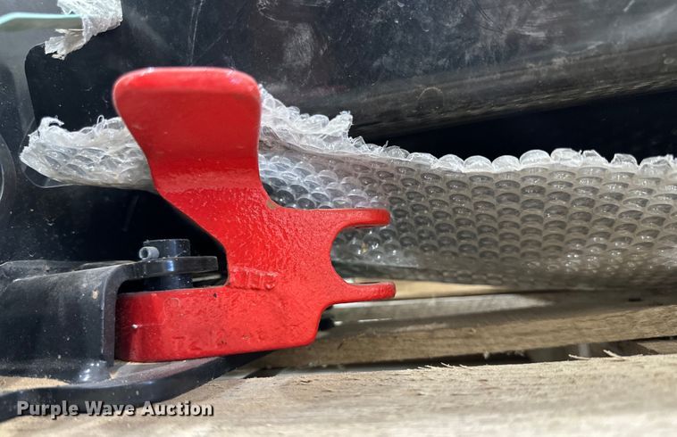 image for item IB9425 Loader quick attach