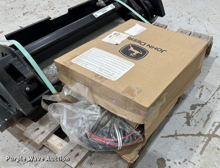 image for item IB9425 Loader quick attach