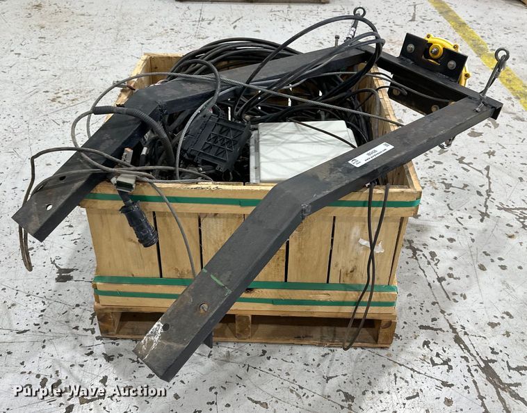 image for item IB9426 Trimble flow control system 