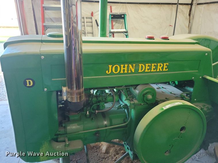 image for item KA9984 1940 John Deere D tractor