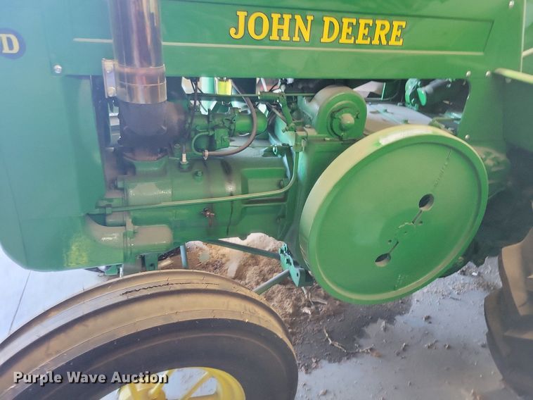 image for item KA9984 1940 John Deere D tractor
