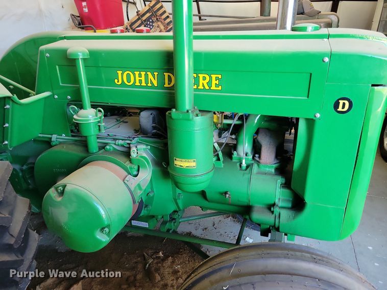 image for item KA9984 1940 John Deere D tractor