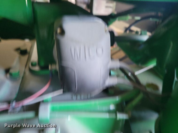 image for item KA9984 1940 John Deere D tractor