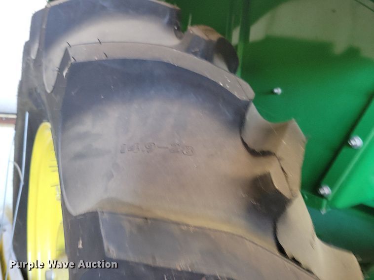 image for item KA9984 1940 John Deere D tractor