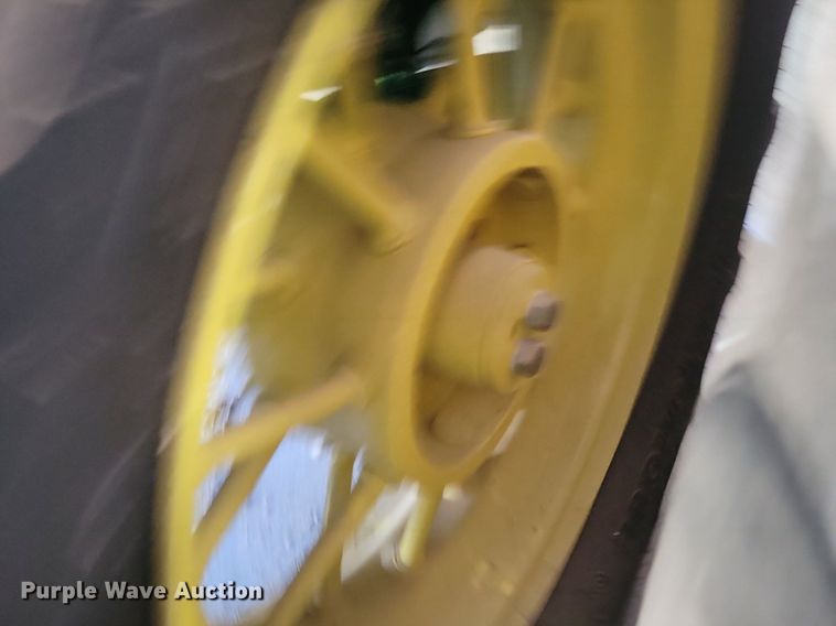 image for item KA9984 1940 John Deere D tractor