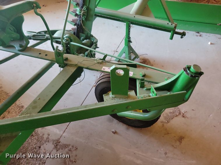 image for item KA9985 John Deere sickle mower
