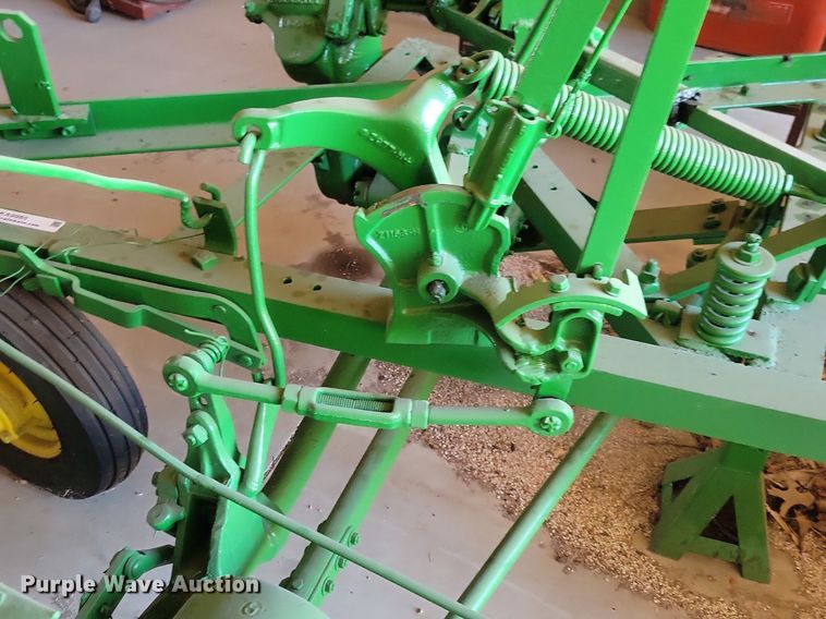 image for item KA9985 John Deere sickle mower