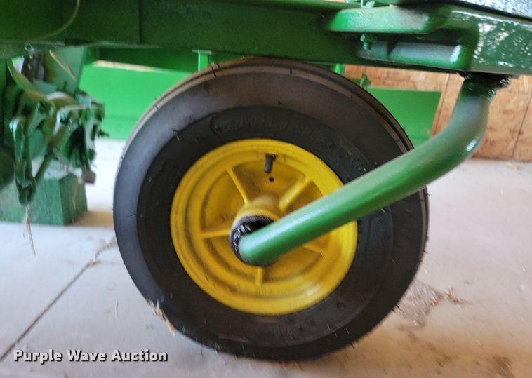 image for item KA9985 John Deere sickle mower