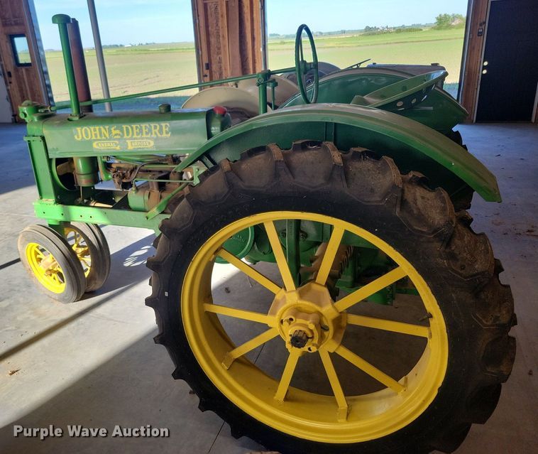 image for item KA9987 1937 John Deere B tractor
