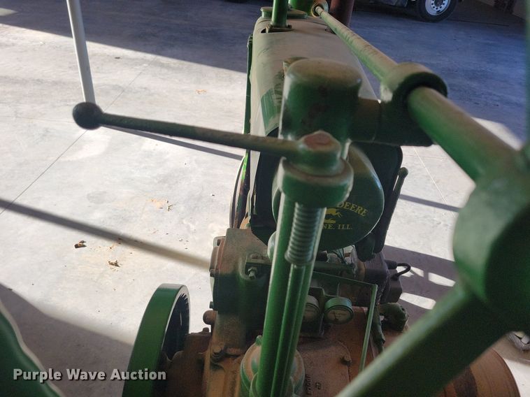 image for item KA9987 1937 John Deere B tractor
