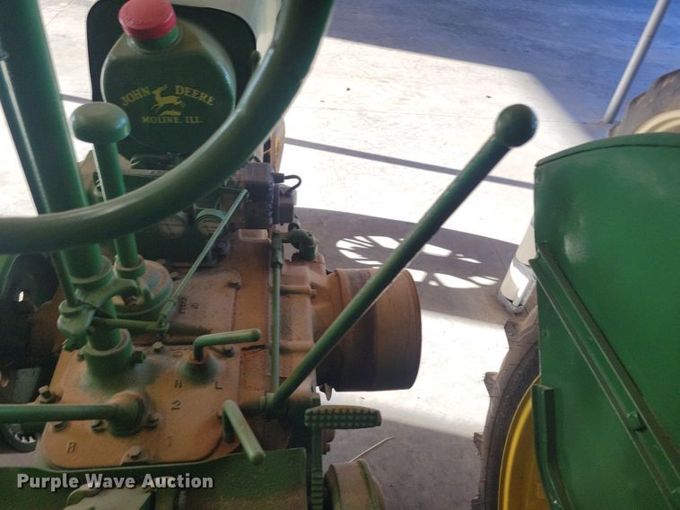 image for item KA9987 1937 John Deere B tractor