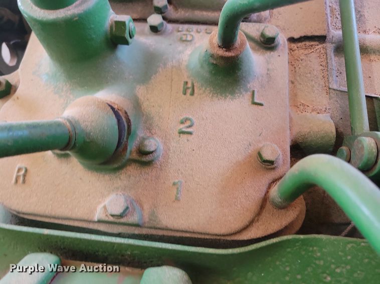 image for item KA9987 1937 John Deere B tractor