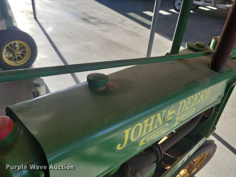 image for item KA9987 1937 John Deere B tractor