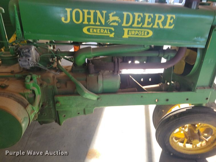 image for item KA9987 1937 John Deere B tractor
