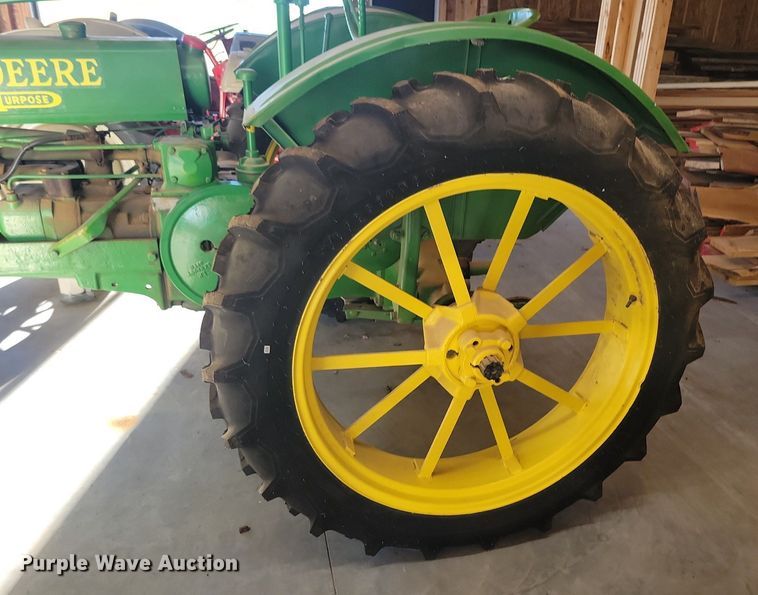 image for item KA9987 1937 John Deere B tractor