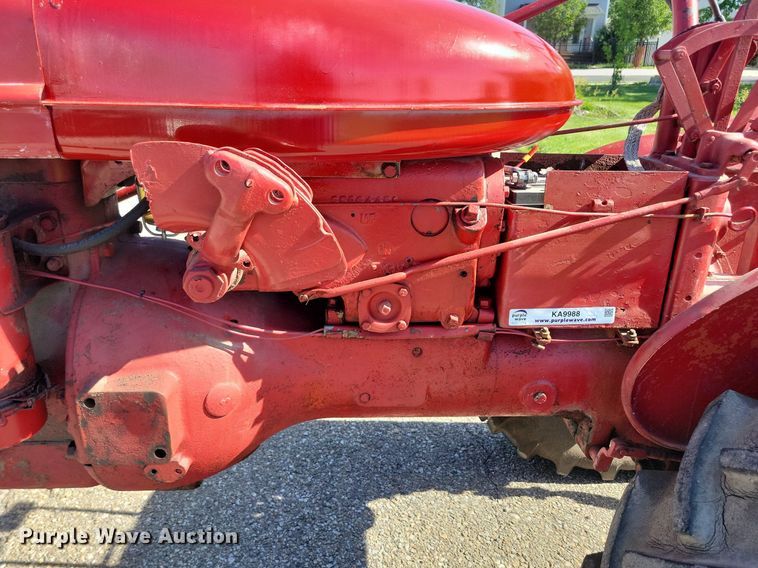 image for item KA9988 1948 International Harvester Farmall Super A tractor